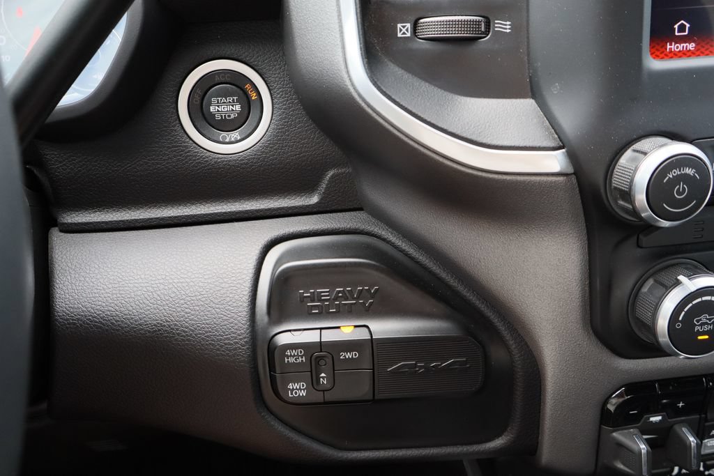 Used 2023 RAM 3500 Big Horn w/ Night Edition AWD/4WD image 20