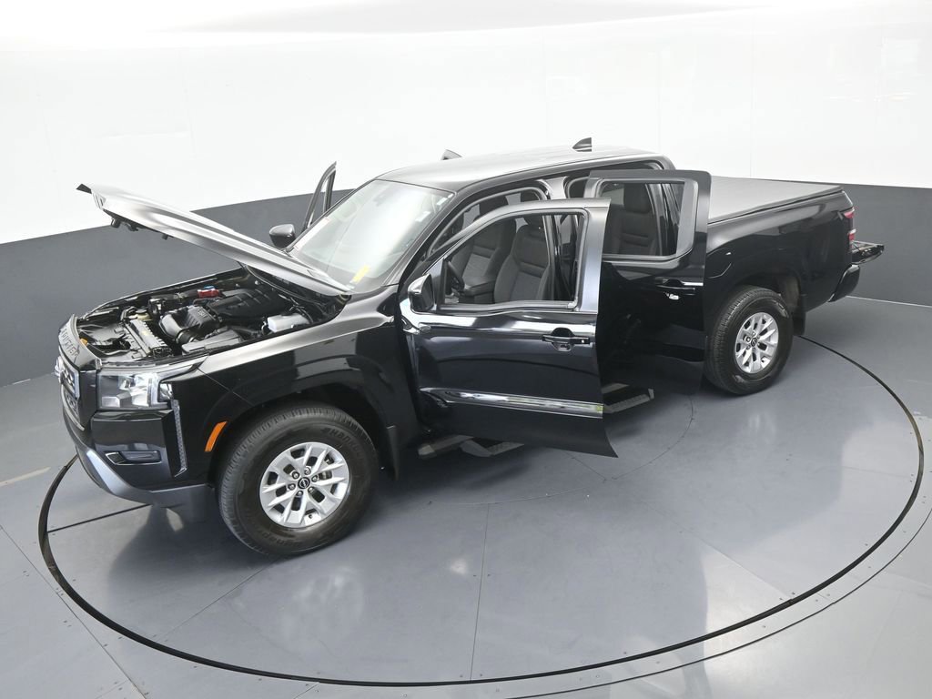 Used 2024 Nissan Frontier SV image 58