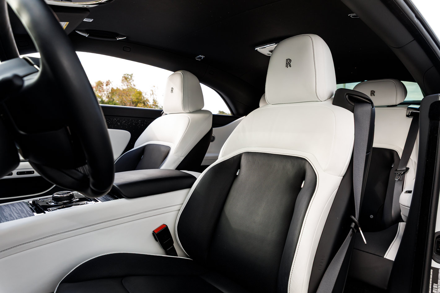 Used 2024 Rolls-Royce Spectre w/ Spectre Launch Package AWD/4WD image 36