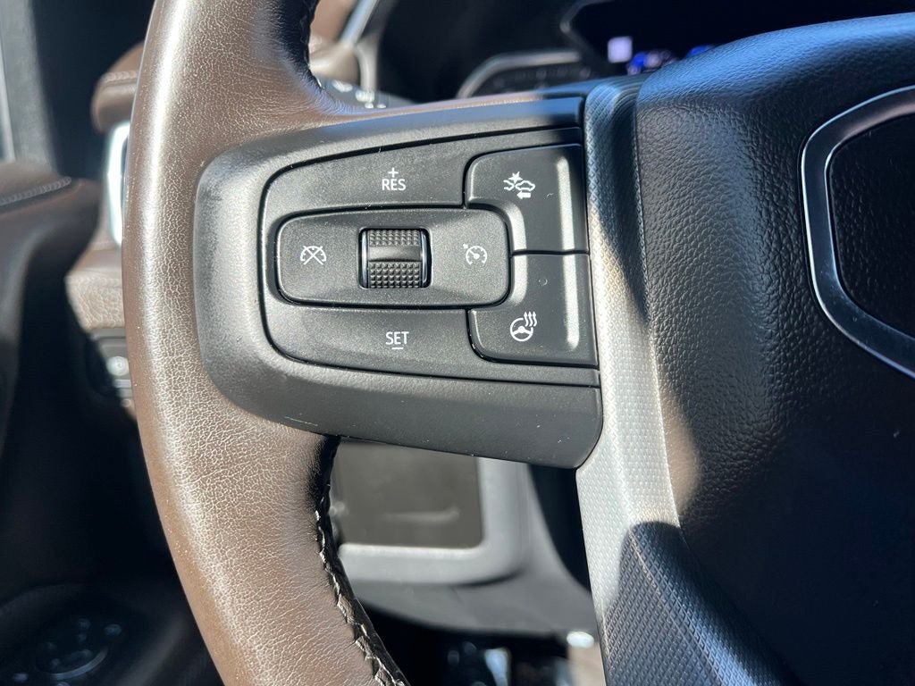 Used 2021 GMC Yukon XL Denali w/ Denali Premium Package AWD/4WD image 27
