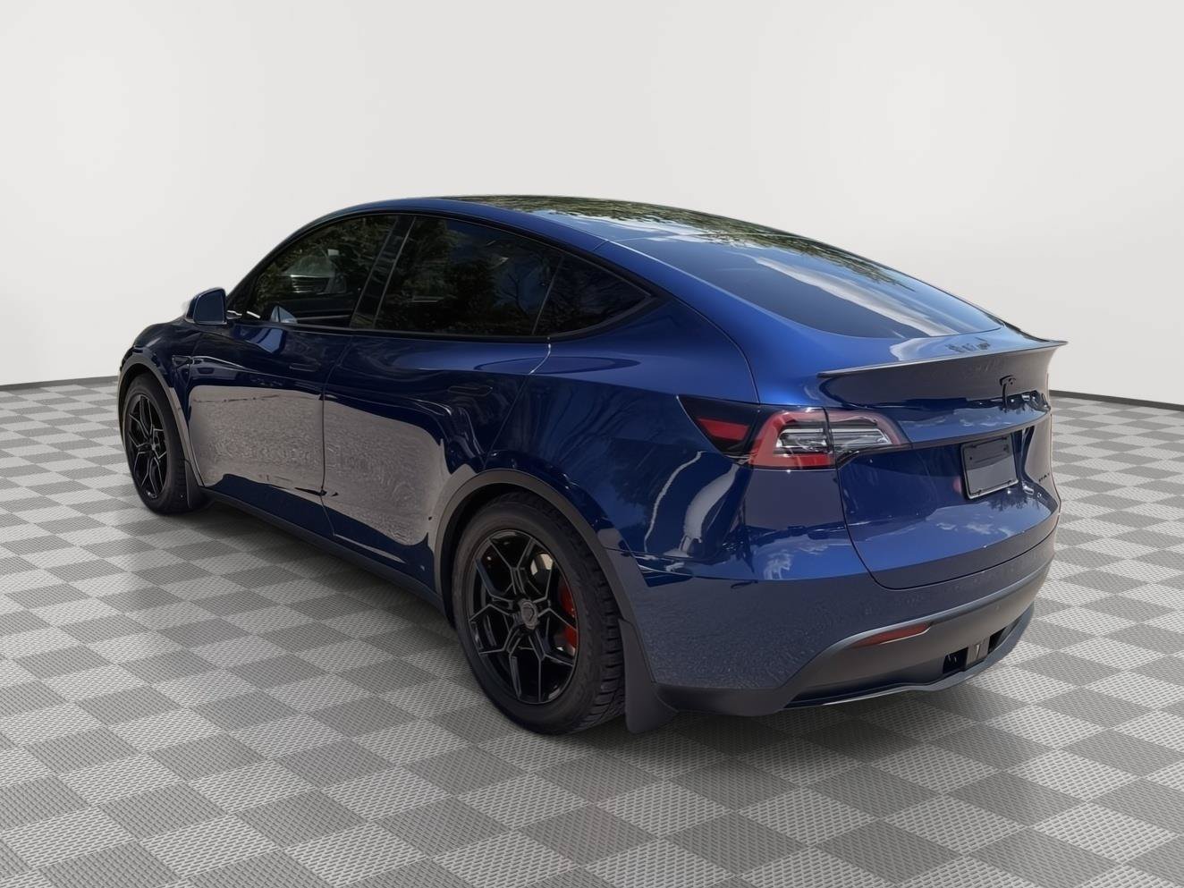 Used 2023 Tesla Model Y Performance AWD/4WD image 7