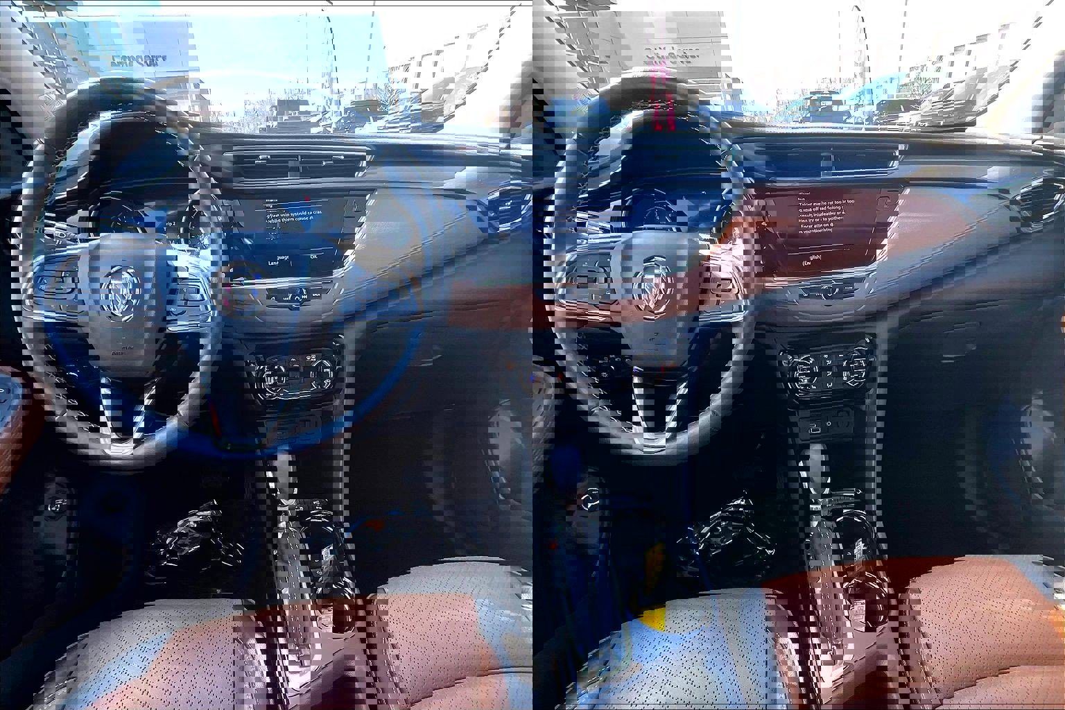 Used 2021 Buick Encore GX Essence w/ Advanced Technology Package image 15