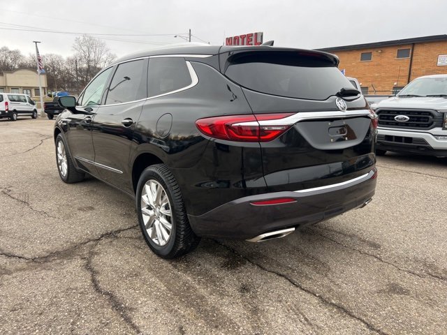 Used 2018 Buick Enclave Premium w/ Experience Buick Package image 6