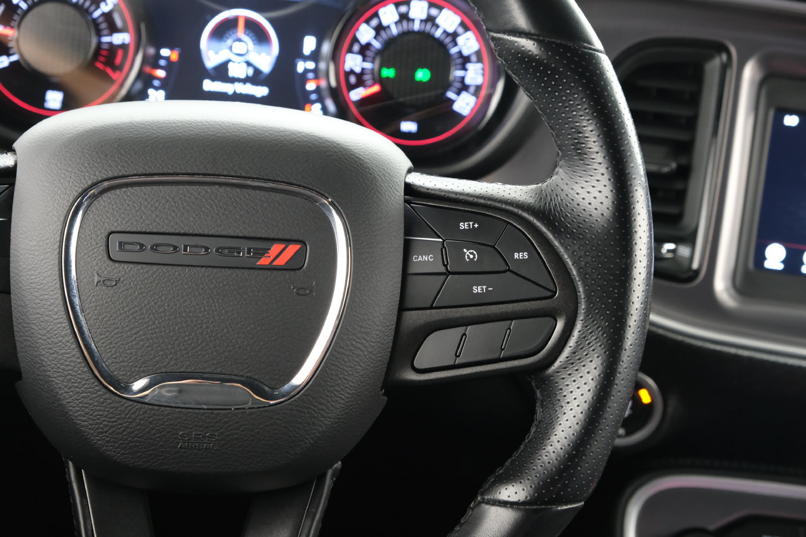 Used 2021 Dodge Challenger SXT RWD image 14