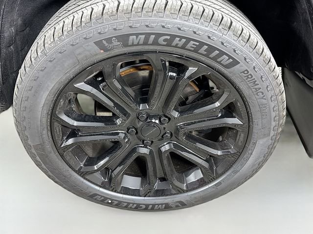 New 2026 Land Rover Defender 110 OCTA AWD/4WD image 33