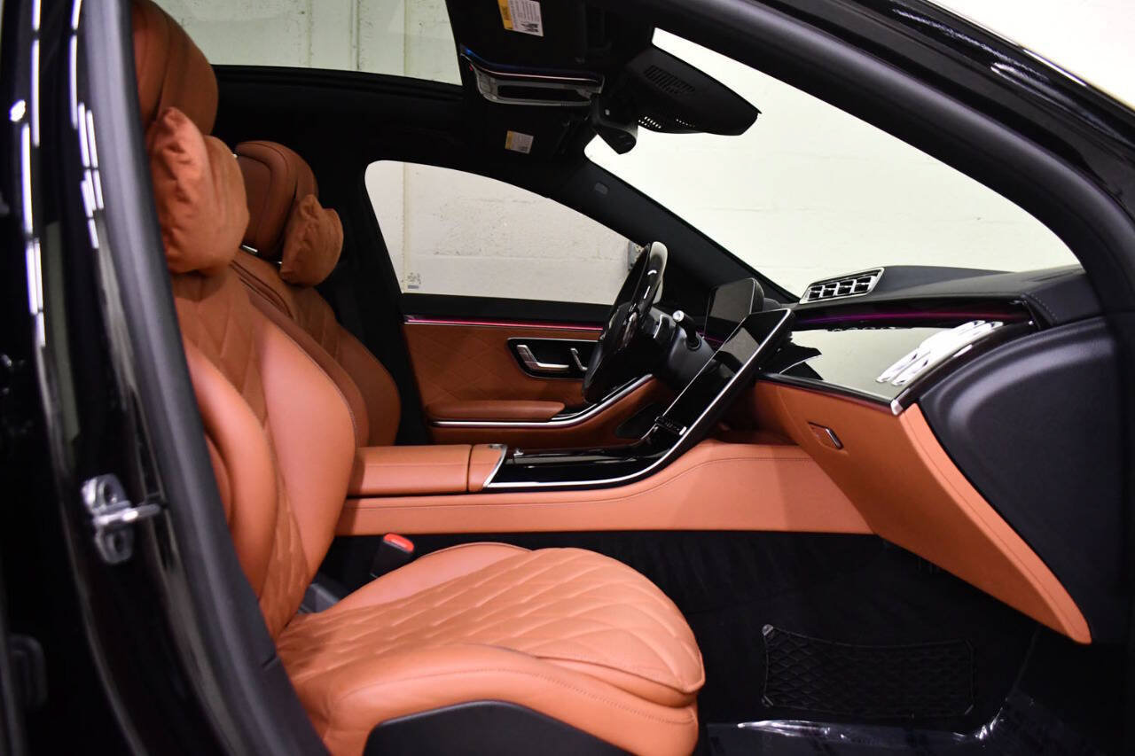 Used 2023 Mercedes-Benz S 580 4MATIC Sedan image 12