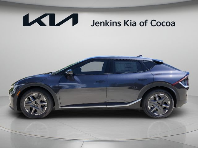 New 2026 Kia EV6 Light RWD image 8