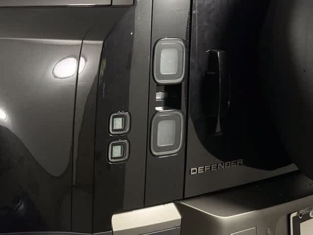 New 2026 Land Rover Defender 110 S AWD/4WD image 13