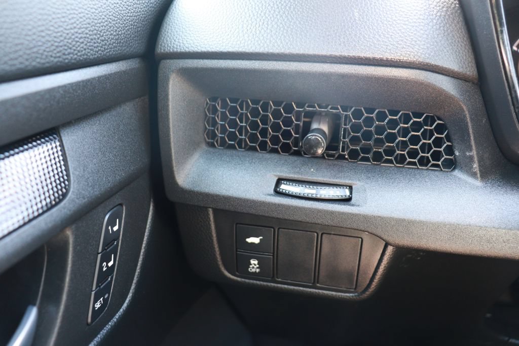 Used 2024 Honda CR-V Sport-L image 28