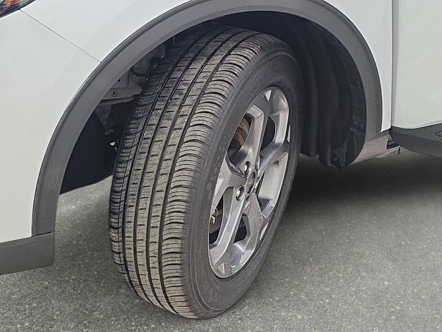 Certified 2025 Ford Escape ST-Line Select AWD/4WD image 28