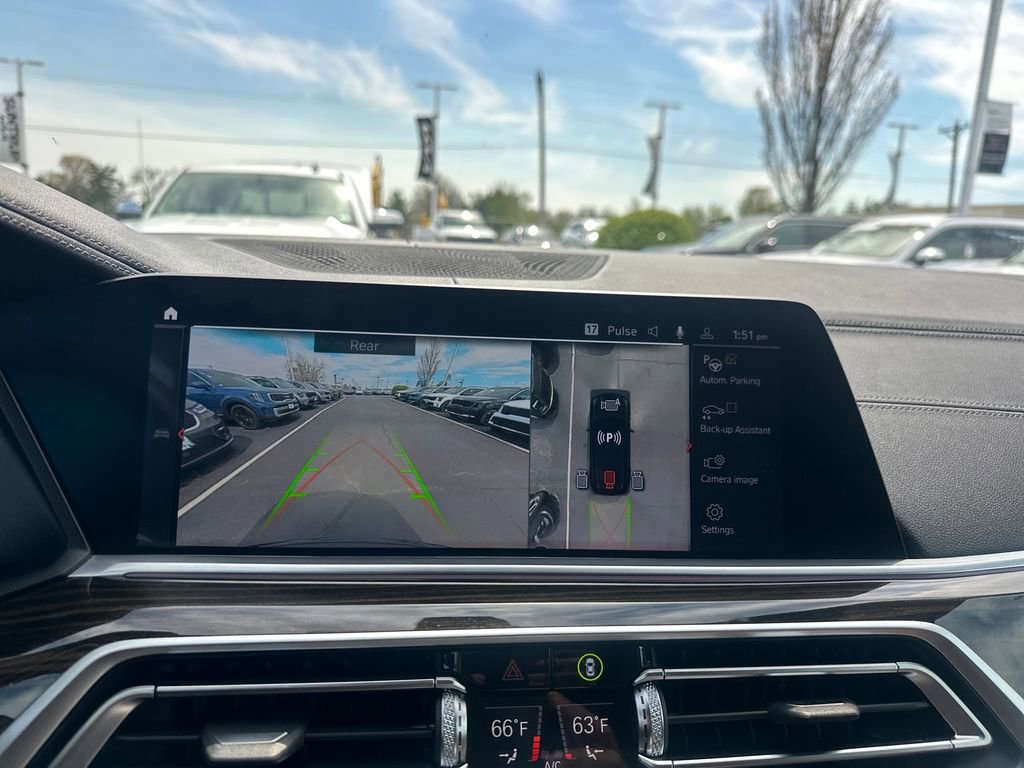 Used 2020 BMW X5 xDrive40i w/ Executive Package image 25