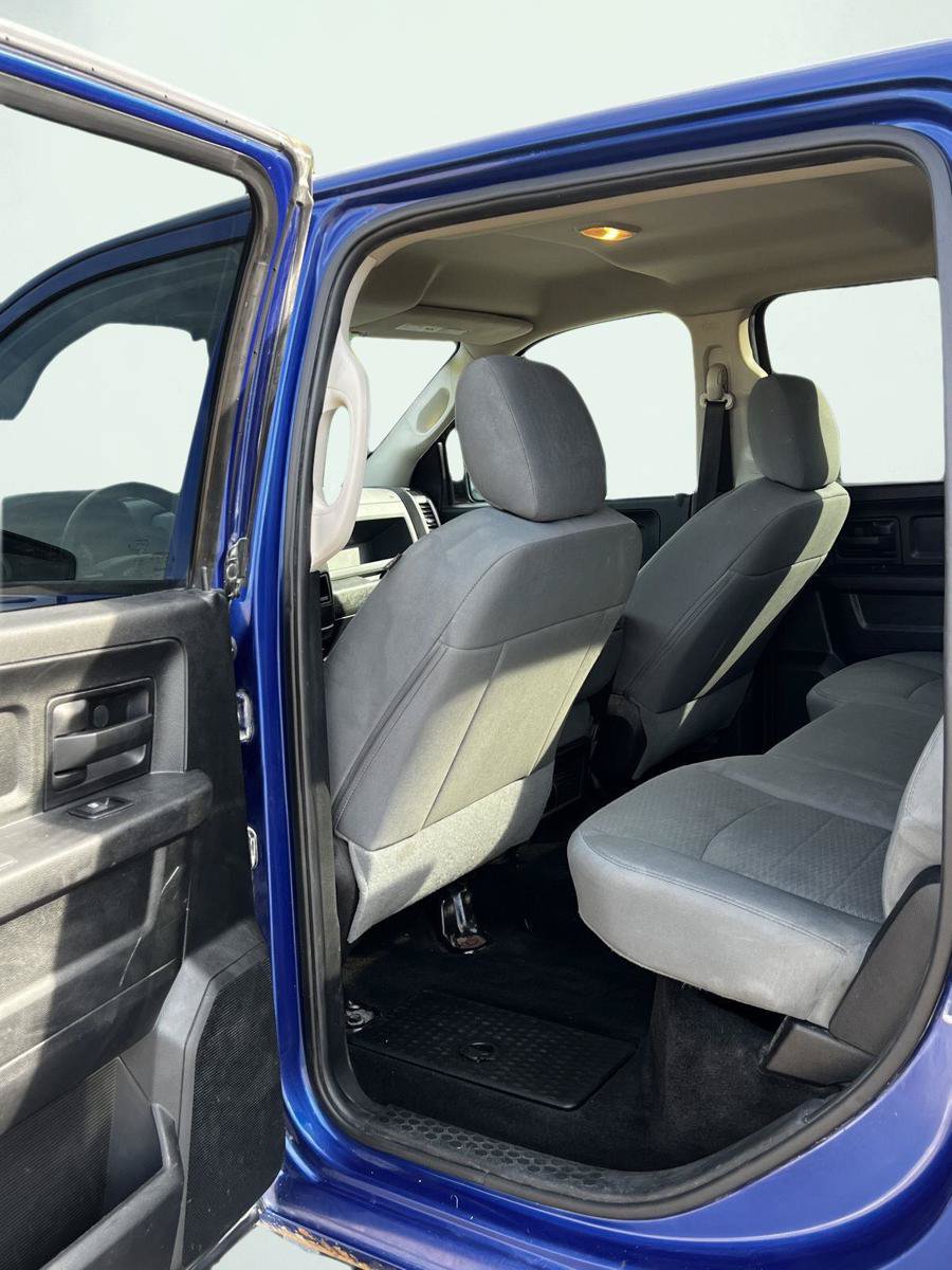 Used 2014 RAM 1500 Express AWD/4WD image 16