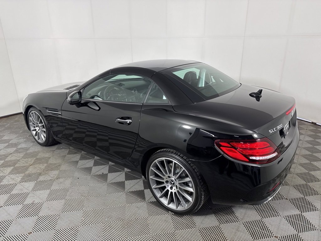 Used 2020 Mercedes-Benz SLC 300 image 10