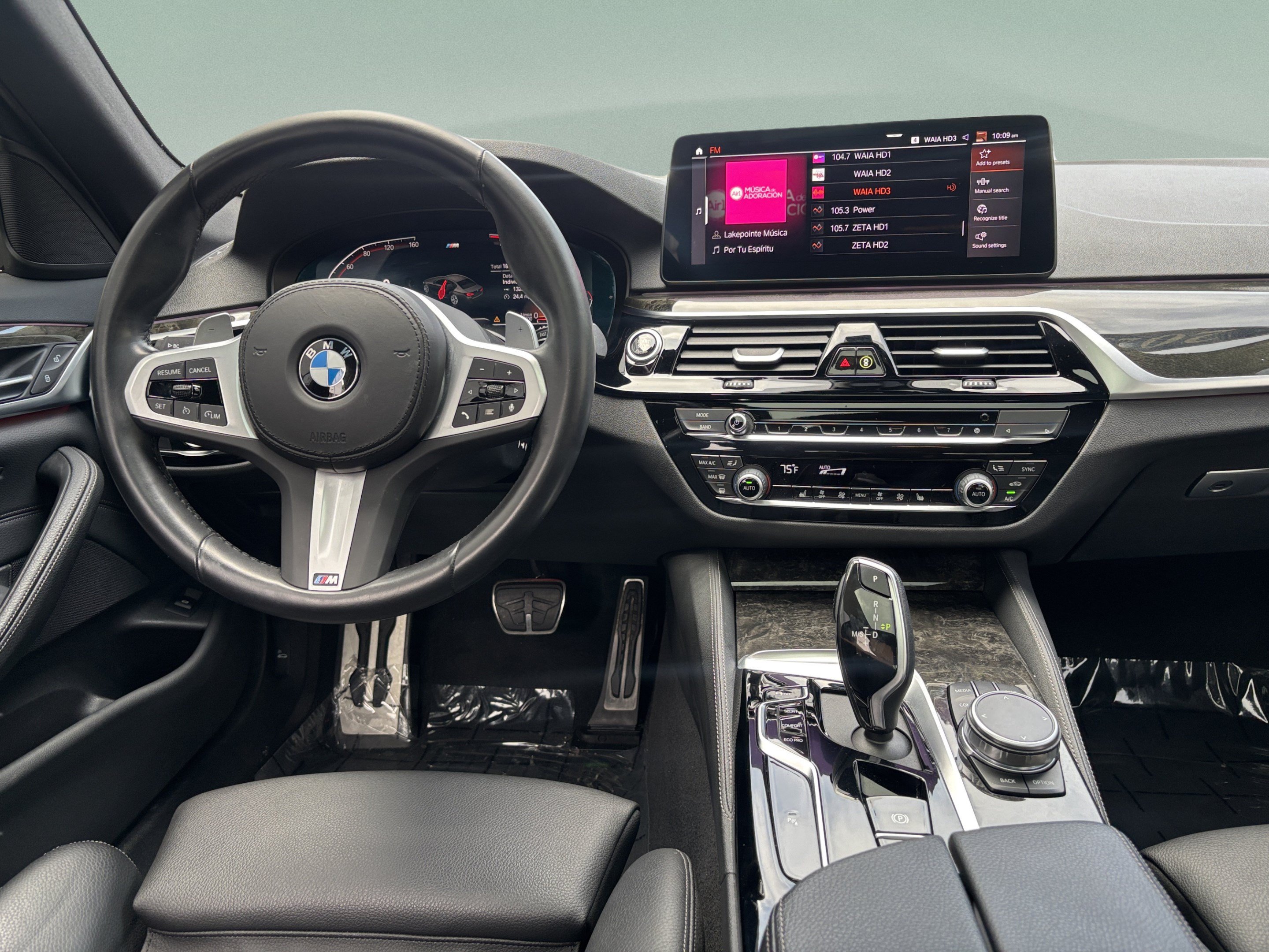 Used 2023 BMW 540i w/ M Sport Package RWD image 10