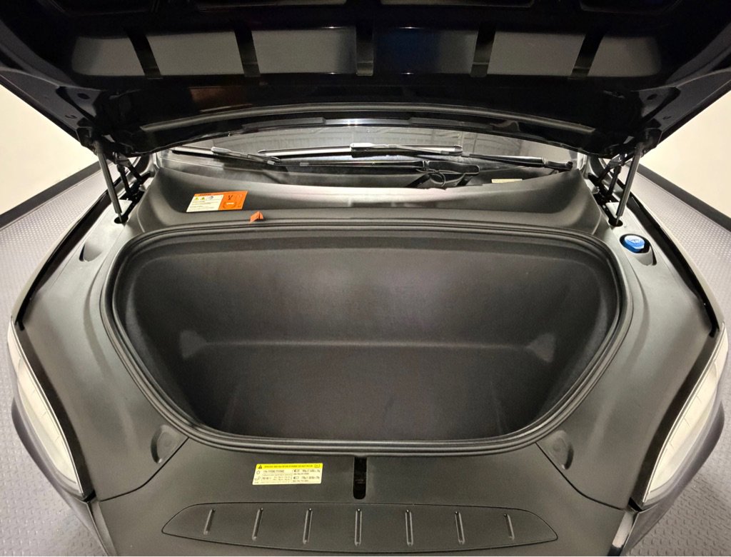 Used 2016 Tesla Model X 75D image 19