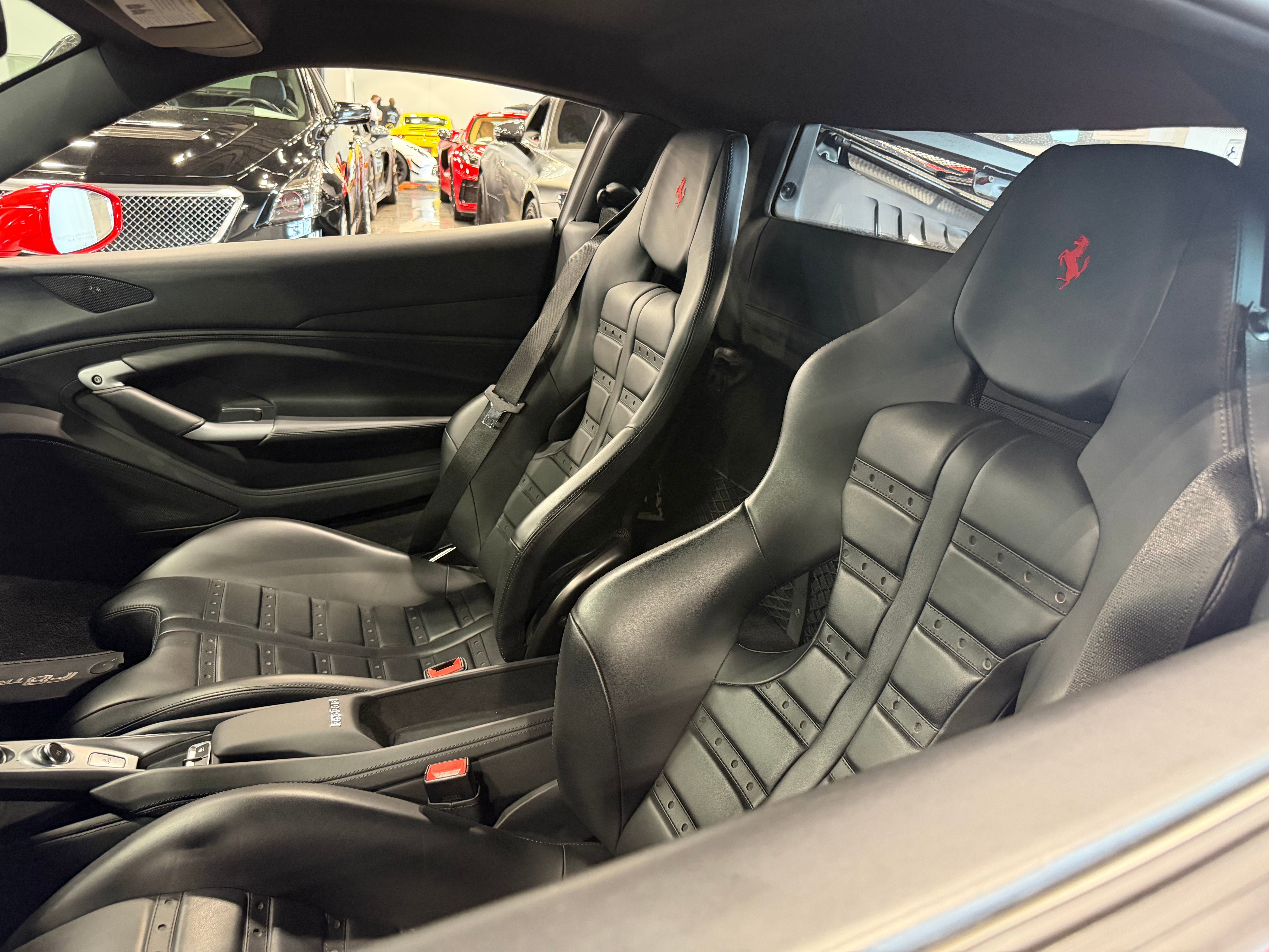 Used 2021 Ferrari F8 Tributo RWD image 10