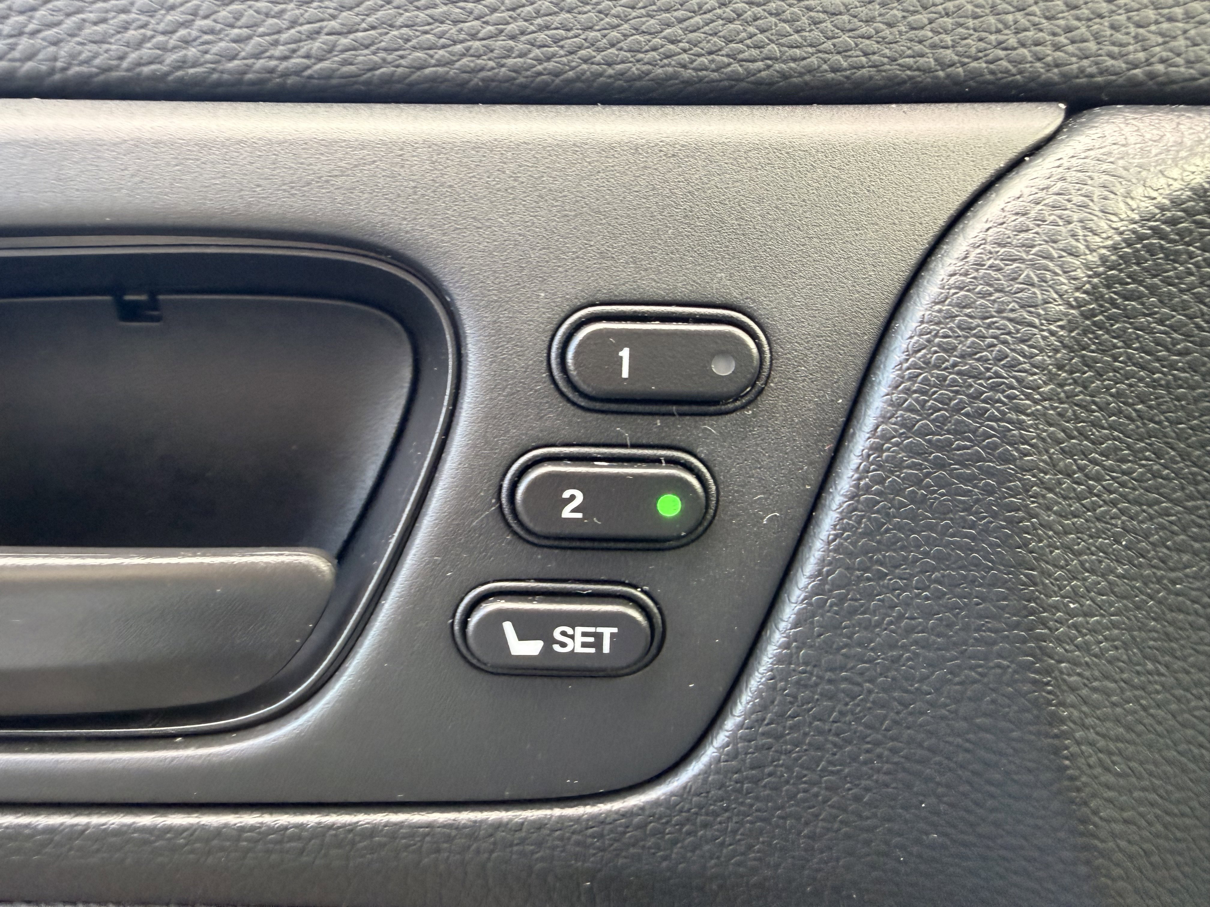 Used 2023 Honda Odyssey EX-L image 21