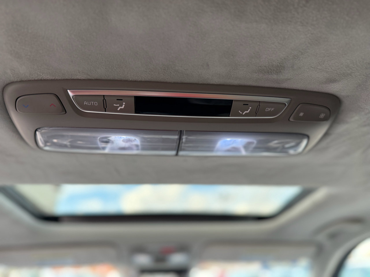 Used 2023 Kia Telluride SX Prestige image 41