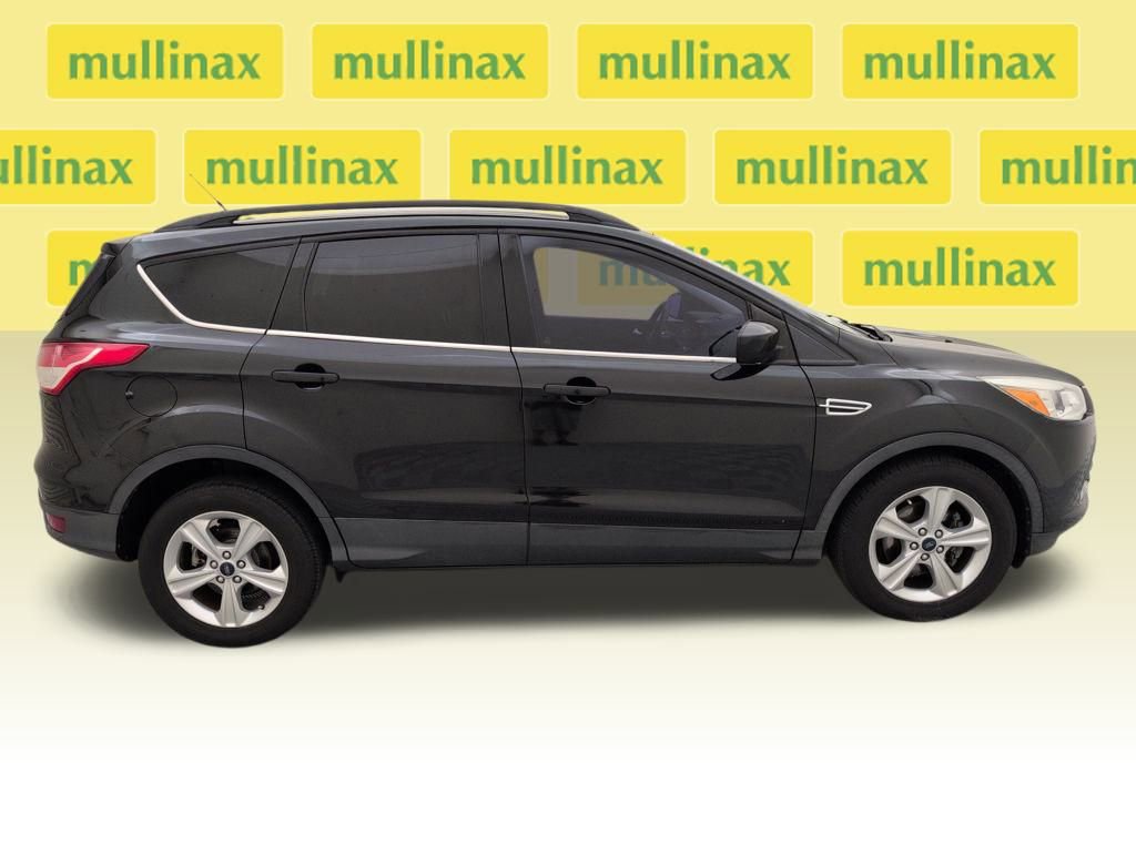 Used 2014 Ford Escape SE w/ Equipment Group 201A image 2
