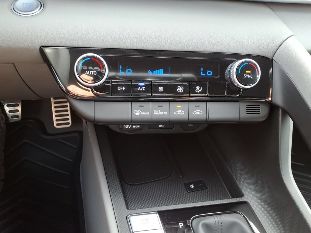New 2026 Hyundai Elantra Sport FWD image 21