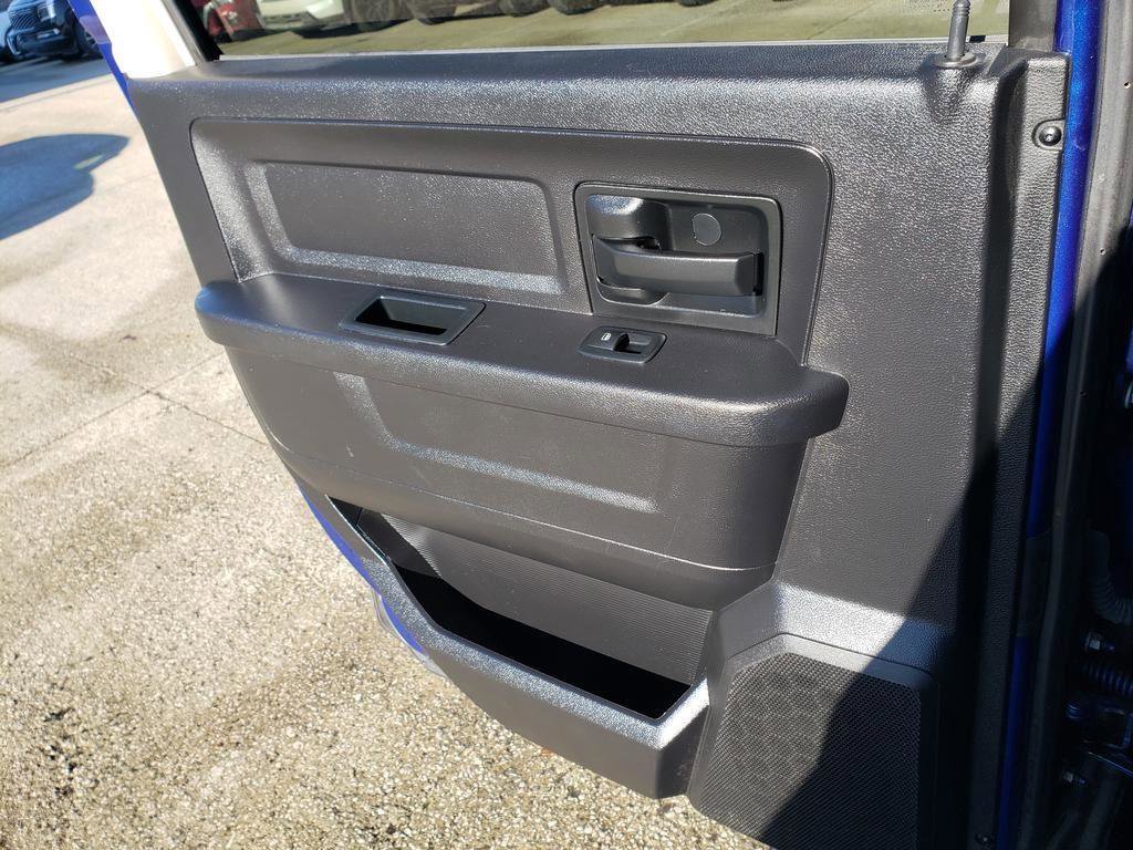 Used 2016 RAM 1500 Express image 20