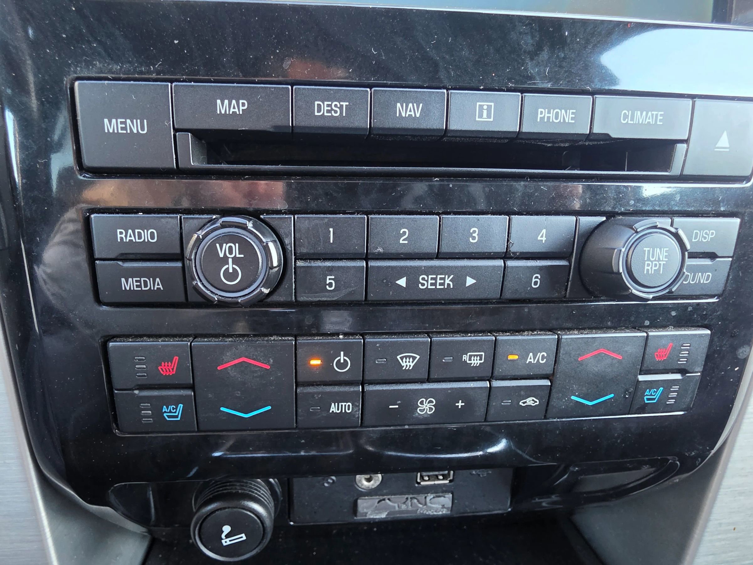 Used 2011 Ford F150 Platinum AWD/4WD image 37