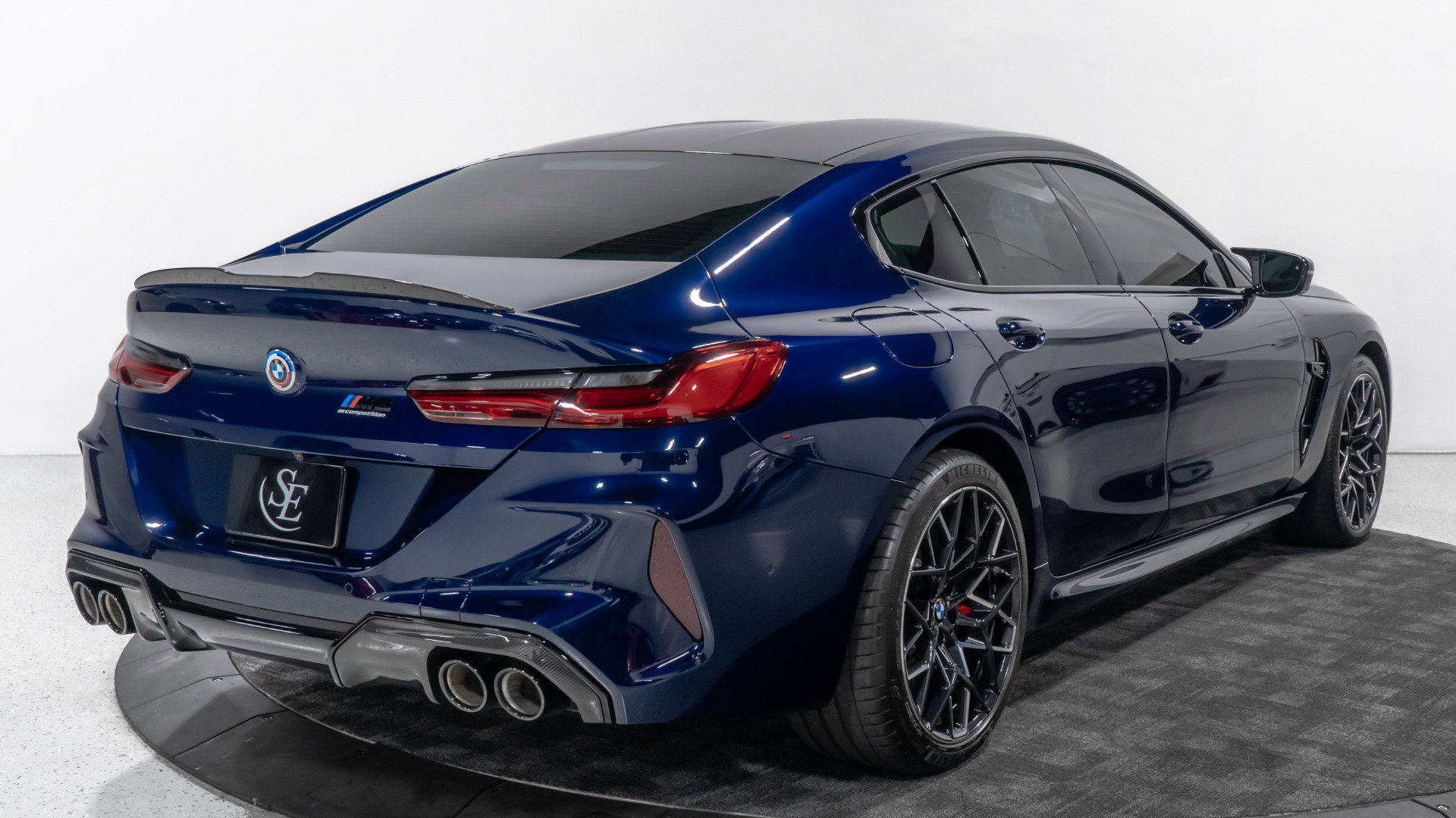 Used 2025 BMW M8 Competition w/ M Carbon Exterior Package image 8