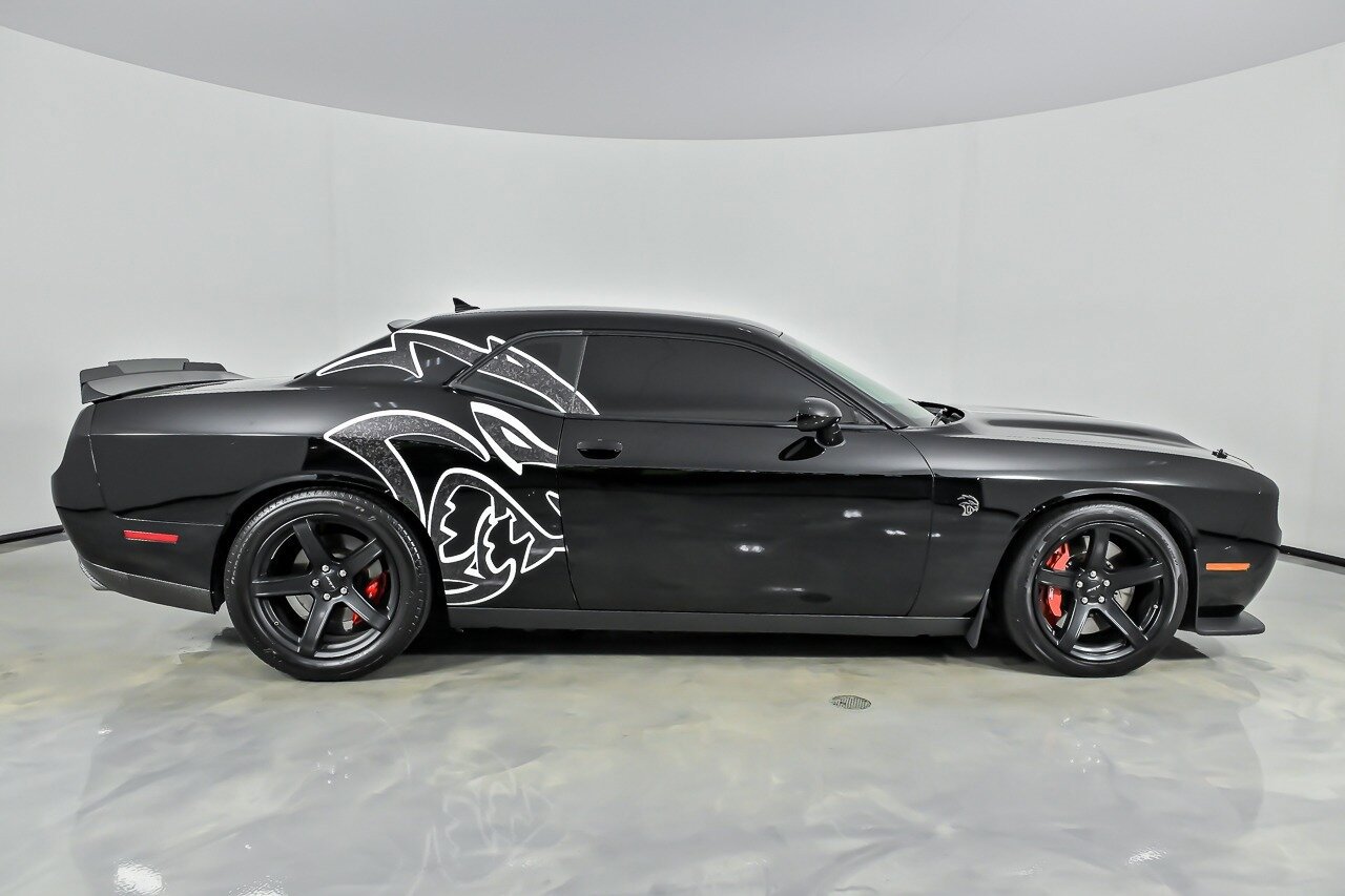 Used 2021 Dodge Challenger SRT Hellcat Redeye RWD image 11
