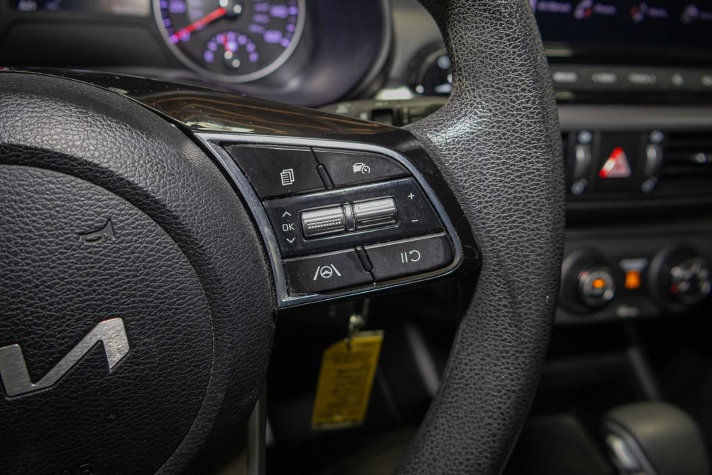 Used 2023 Kia Forte LXS w/ LXS Technology Package FWD image 19
