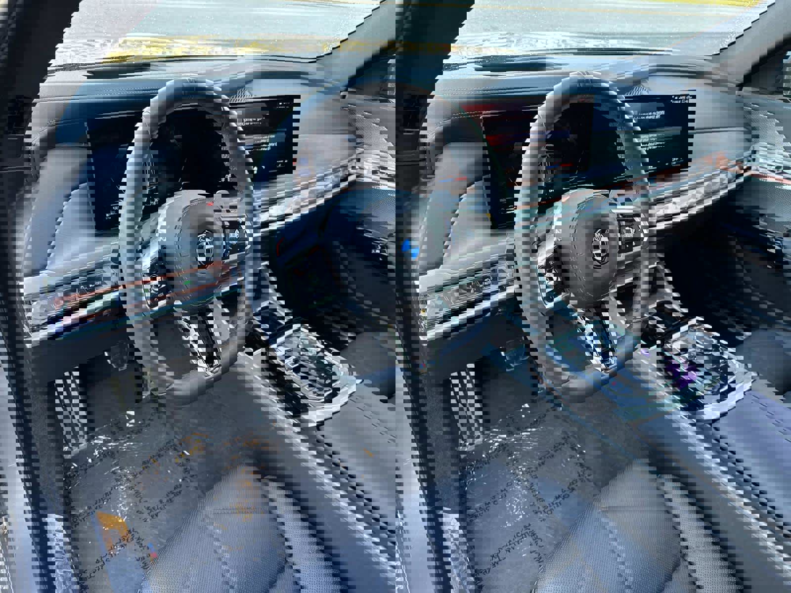 Certified 2023 BMW 740i image 20