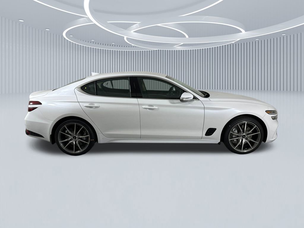 New 2025 Genesis G70 2.5T image 2