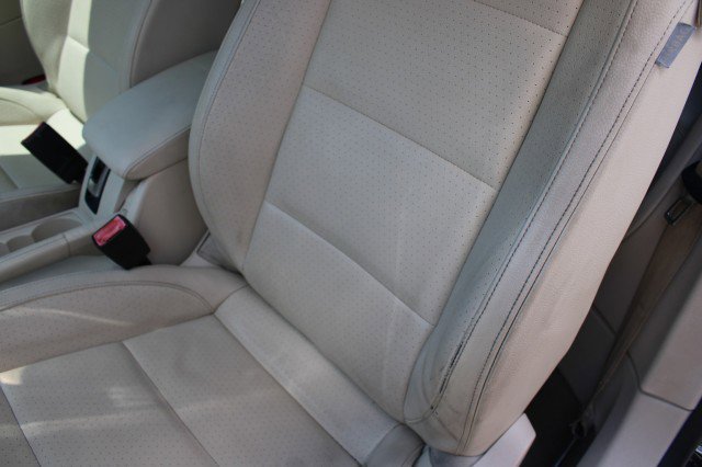 Used 2015 Volkswagen Eos Komfort FWD image 36