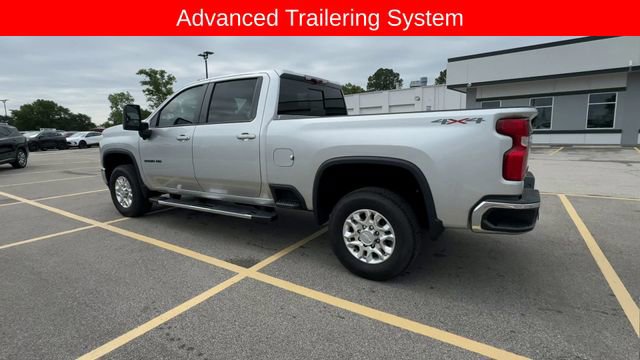 Used 2020 Chevrolet Silverado 3500 LT w/ Convenience Package AWD/4WD image 6