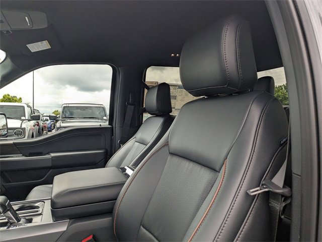 New 2025 Ford F150 Lariat w/ Equipment Group 501A Mid image 15