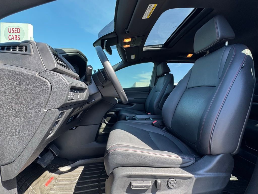 Used 2023 Honda Odyssey Sport image 19