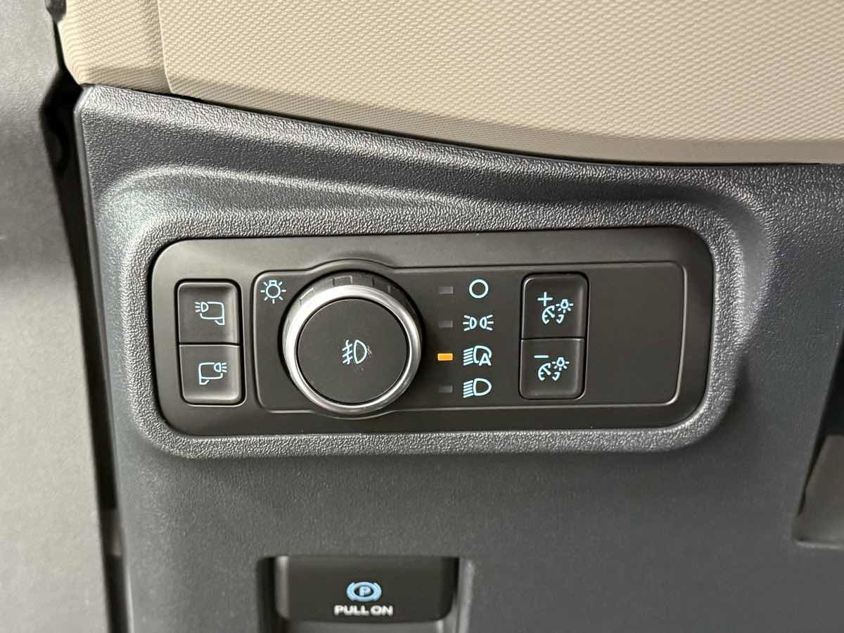 Used 2022 Ford Bronco Wildtrak image 23