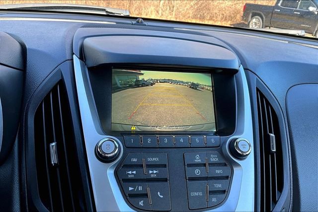 Used 2017 Chevrolet Equinox LS image 23