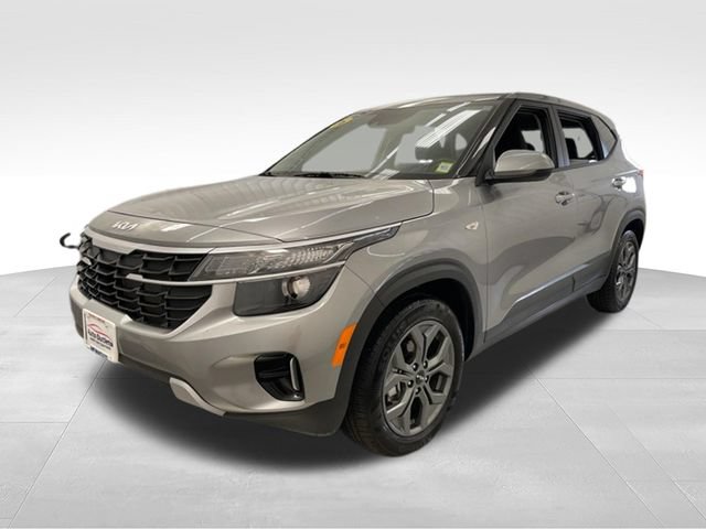 Used 2026 Kia Seltos LX FWD image 3