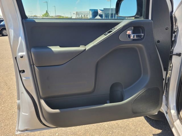 Used 2020 Nissan Frontier SV AWD/4WD image 18