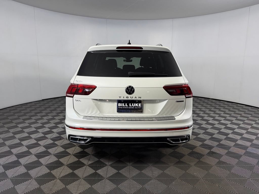 Used 2023 Volkswagen Tiguan SEL R-Line AWD/4WD image 9