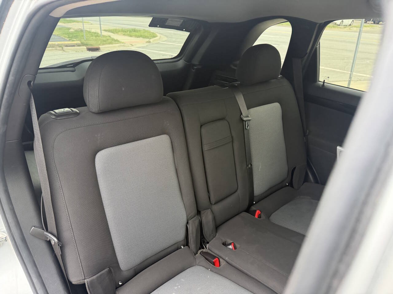 Used 2013 Chevrolet Captiva Sport LT FWD image 18