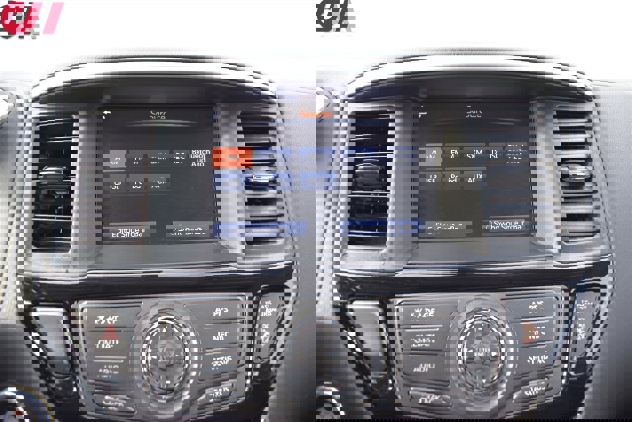 Used 2019 Nissan Pathfinder S image 16