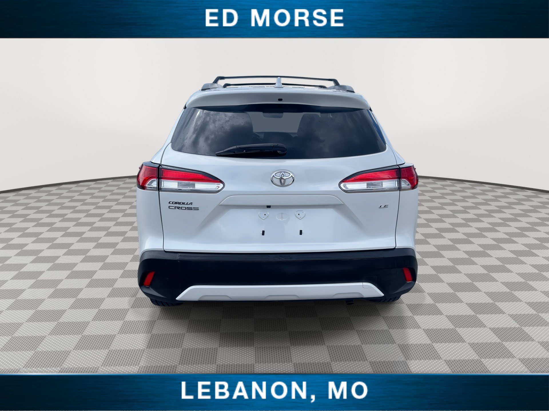 Used 2024 Toyota Corolla Cross LE w/ Moonroof Package FWD image 7