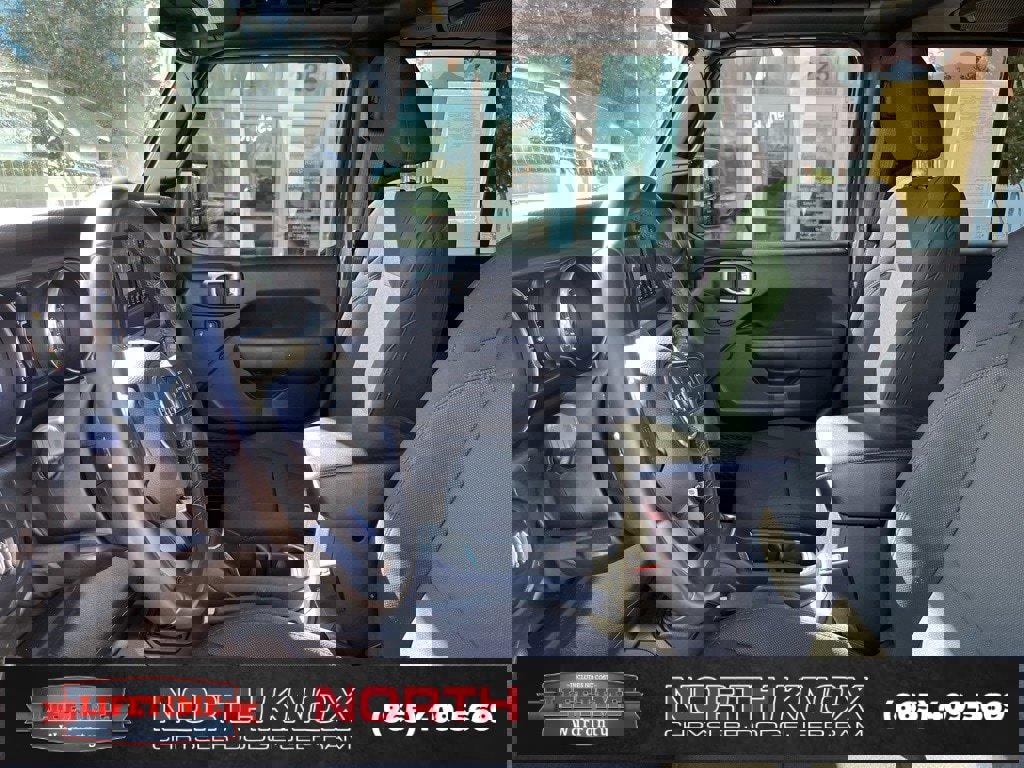 Used 2022 Jeep Wrangler Unlimited Sport image 3