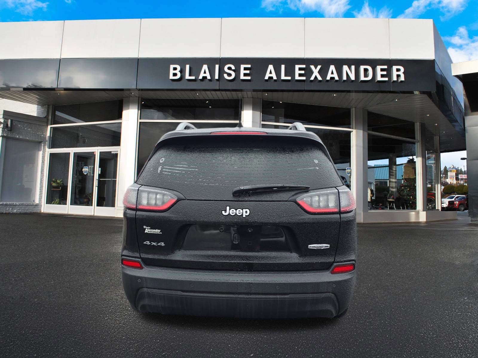 Used 2020 Jeep Cherokee Latitude Plus w/ Cold Weather Group video 4