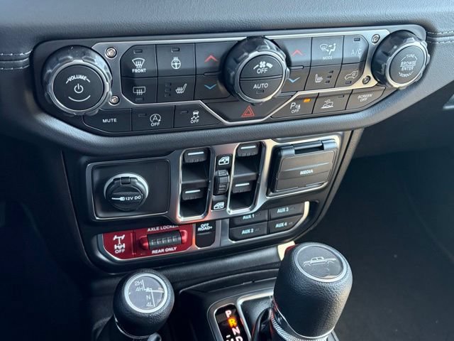 New 2026 Jeep Gladiator Mojave w/ Safety Group AWD/4WD image 20
