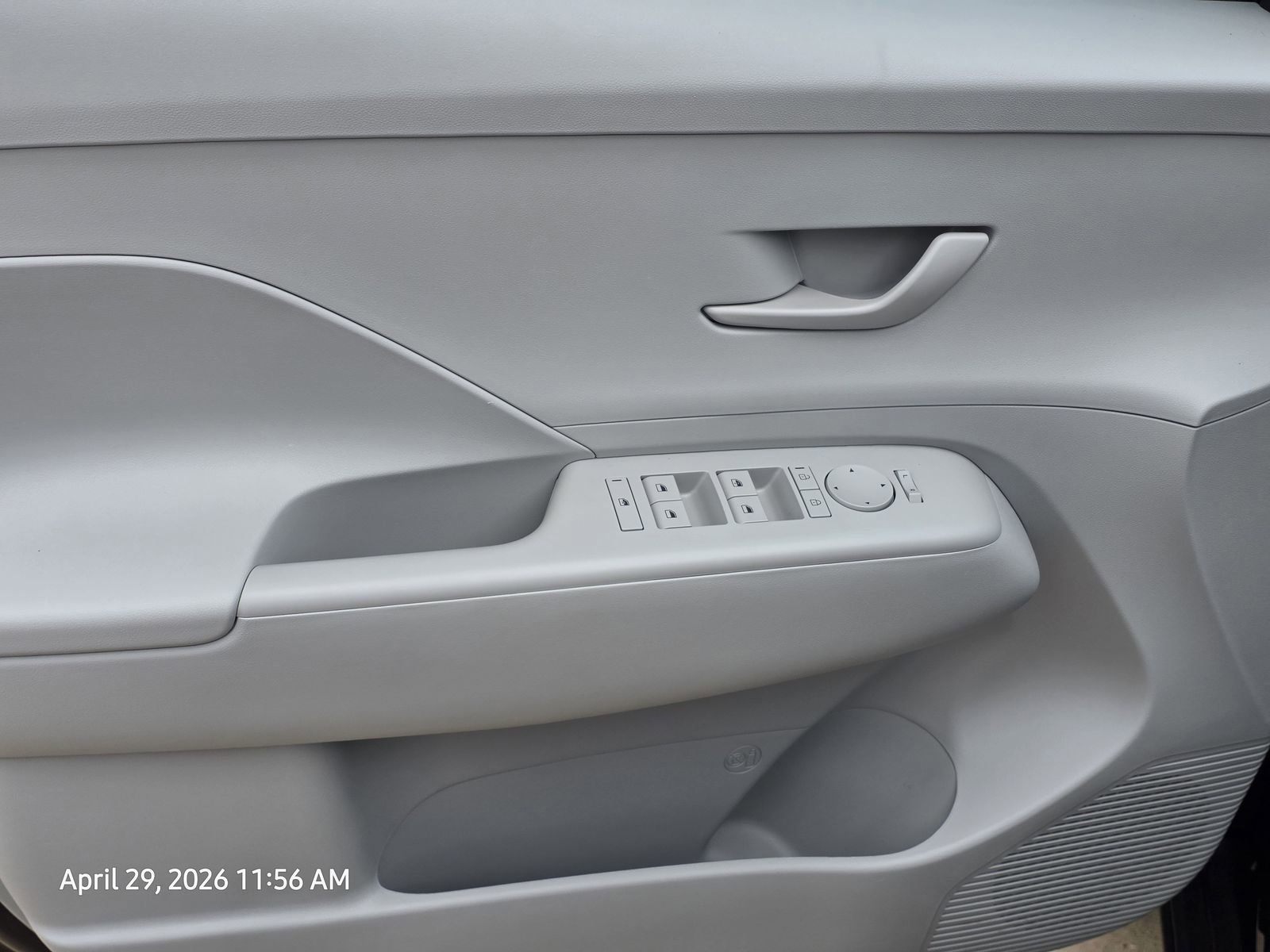 Certified 2025 Hyundai Kona SEL AWD/4WD image 14