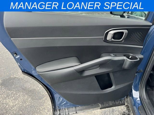 New 2025 Kia Sorento S image 14