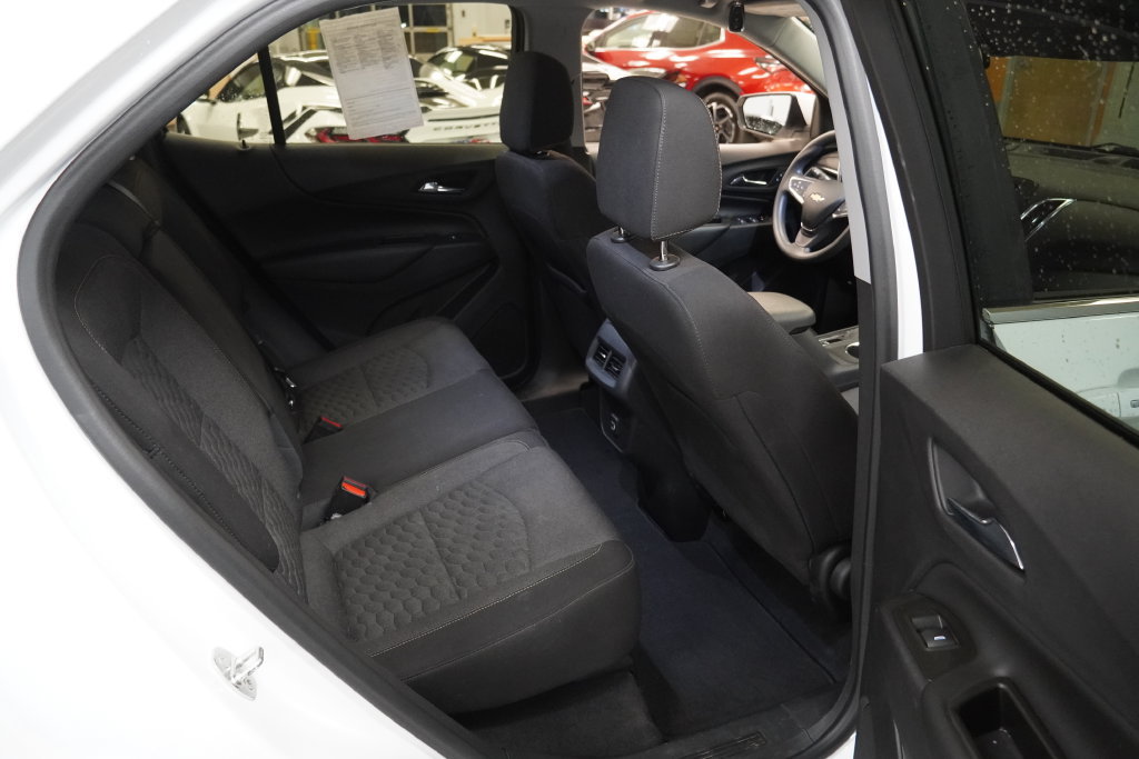 Used 2021 Chevrolet Equinox LT FWD image 21