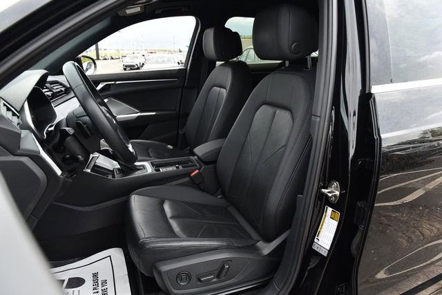 Used 2023 Audi Q3 2.0T Premium Plus w/ Premium Plus Package AWD/4WD image 22